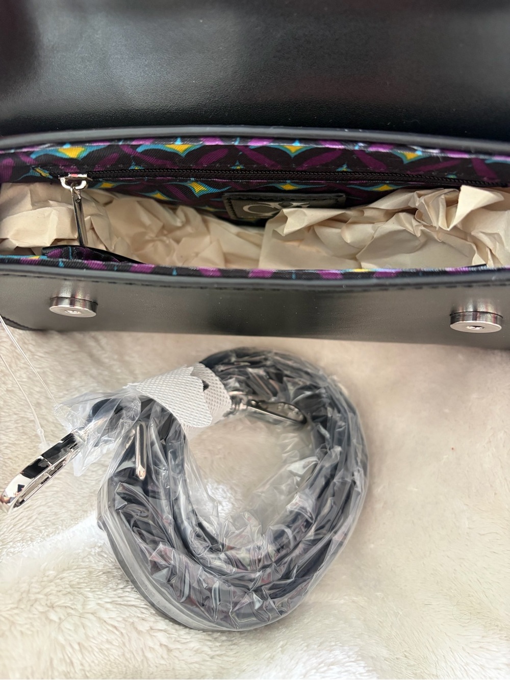 Christian Lacroix Black Patent Crossbody with Silver CXL Logo - Picture 3 of 3